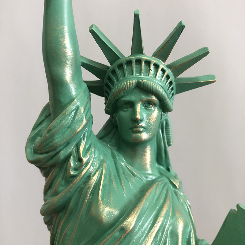 Statue of Liberty Model Desk A - Home Office York のレビューと価格