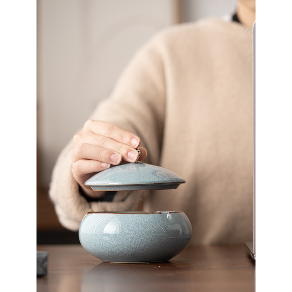Large Ceramic Ashtray with Lid - Office Table Home のレビューと価格