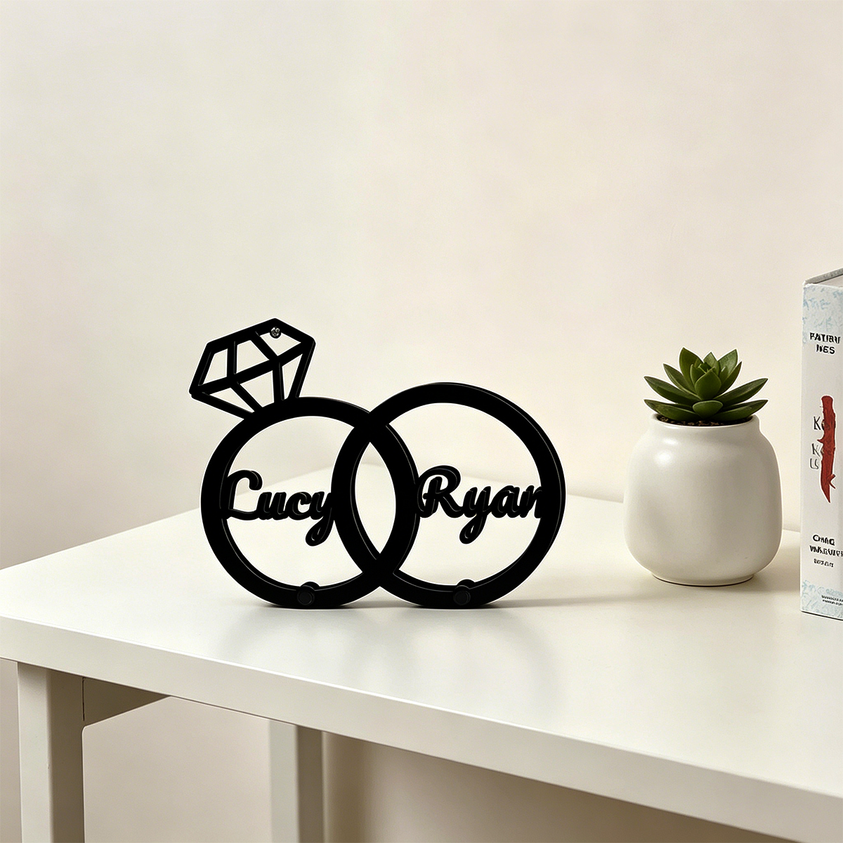 1Pc Csutom Name 3D Crown Ring  - Office Table Home のレビューと価格